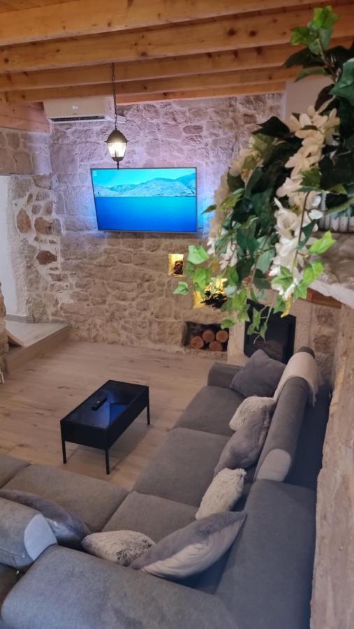 Aga Villa Zagvozd ภายนอก รูปภาพ